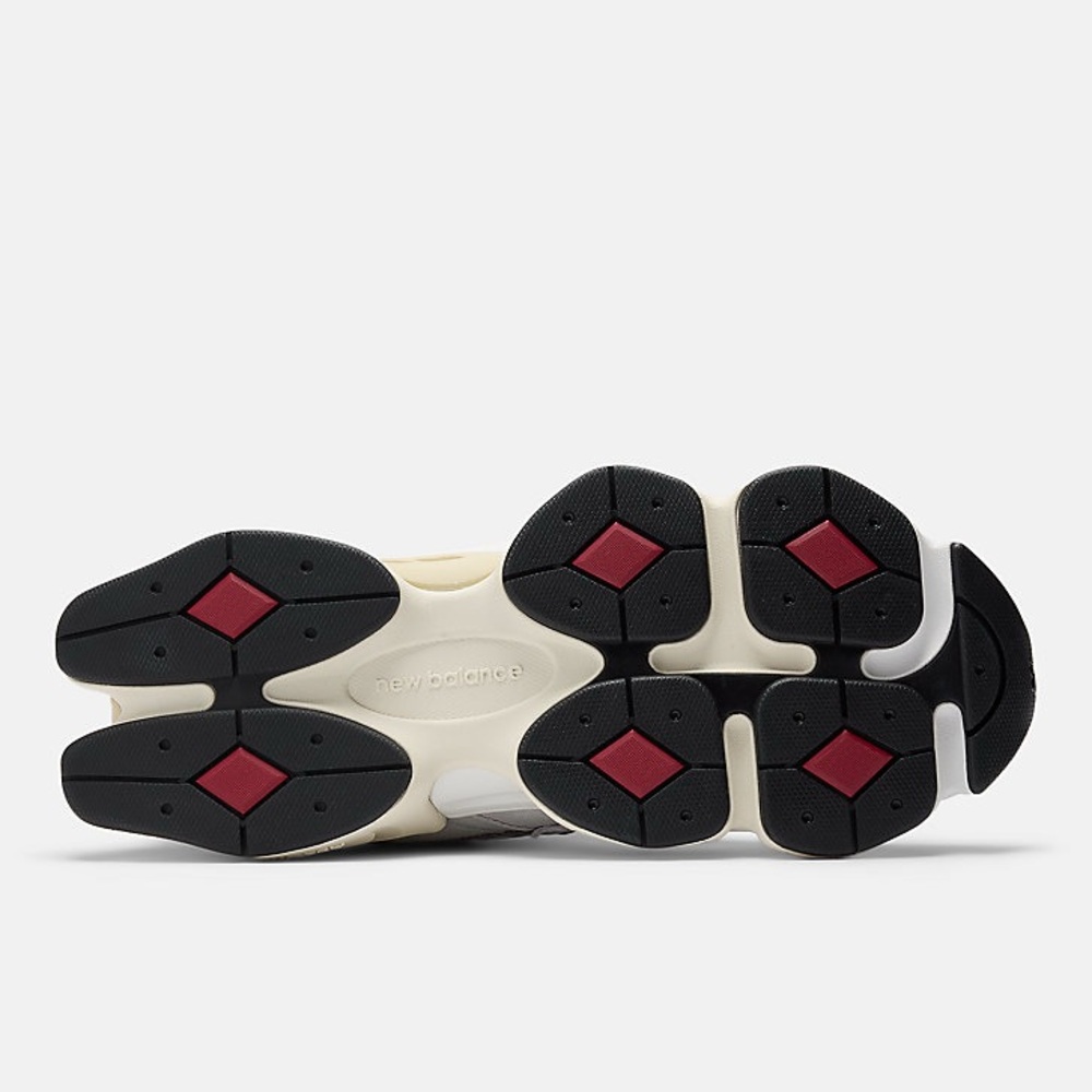 New Balance 0960 Sneakers - Picture 6 of 14